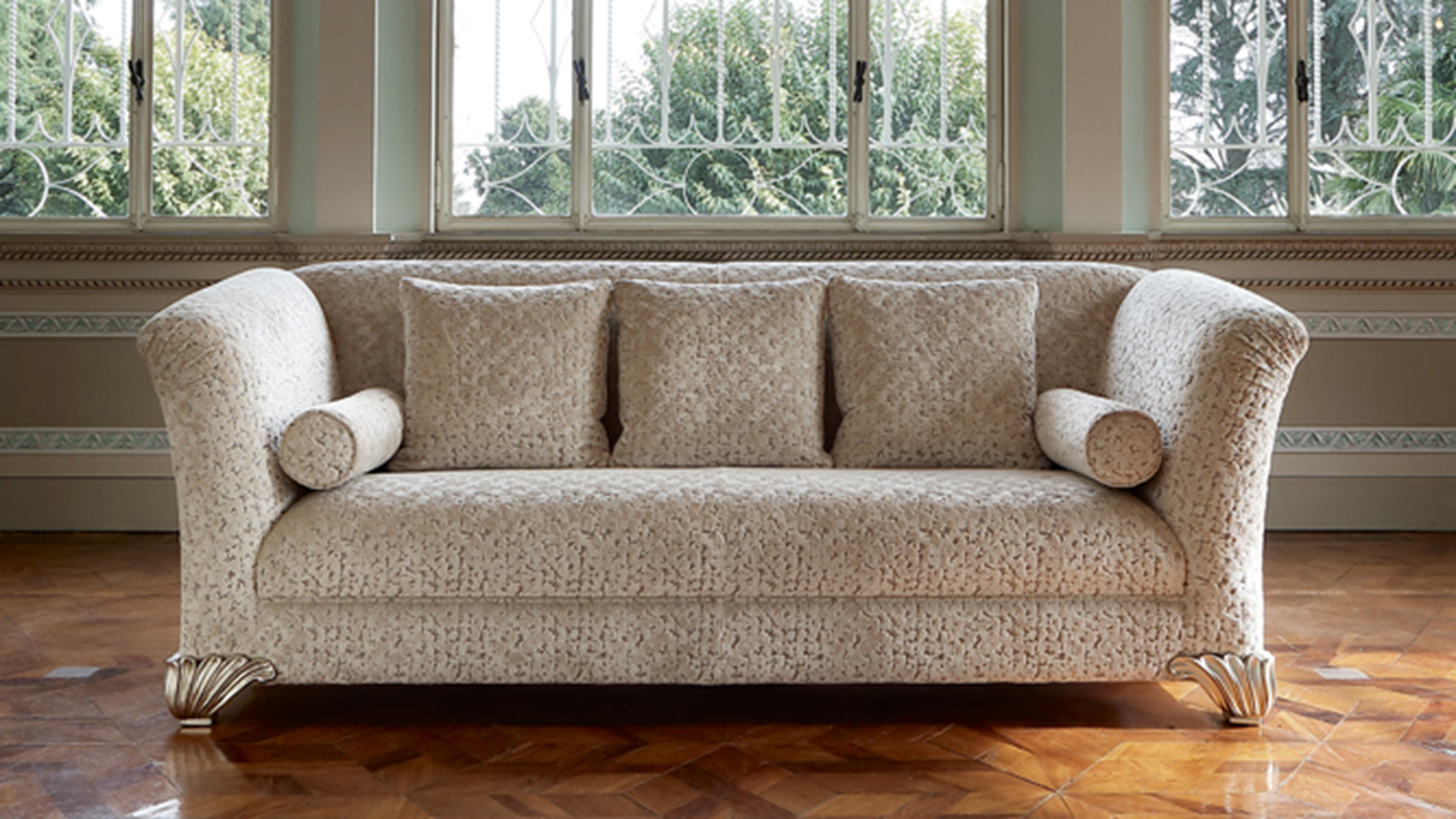 Featured image of post Poltrone Sofa Divani Classici Scopri tutti i volantini le offerte e i punti vendita poltronesof